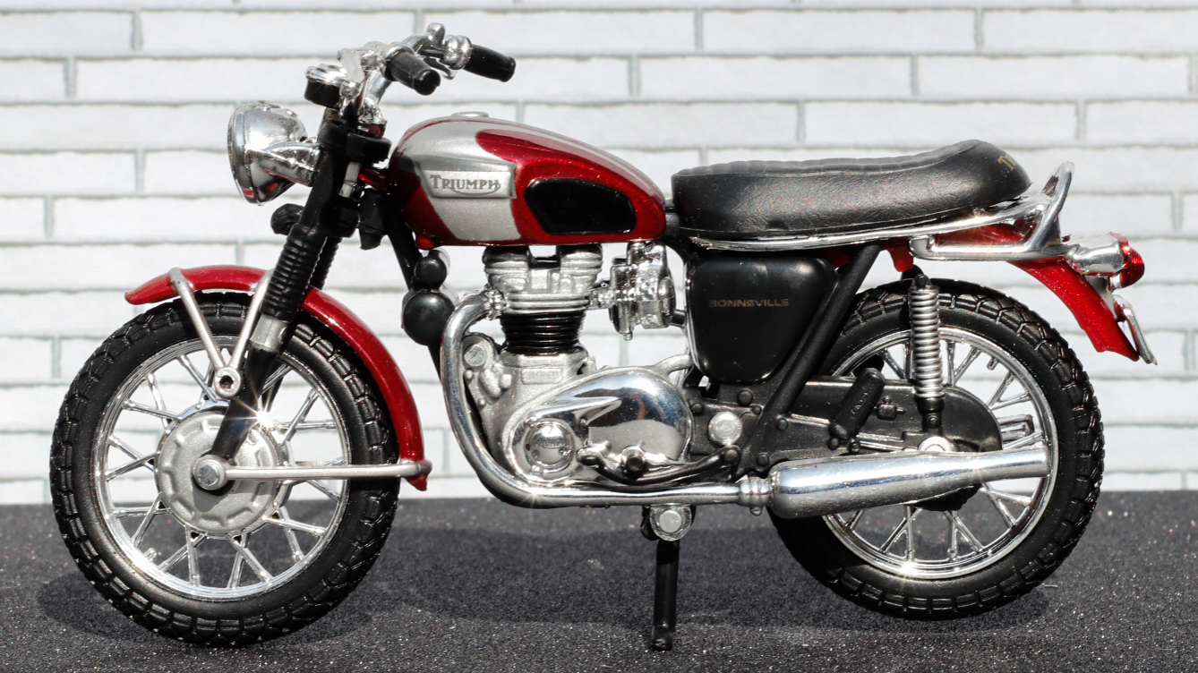Maisto Triumph Bonnieville T120
